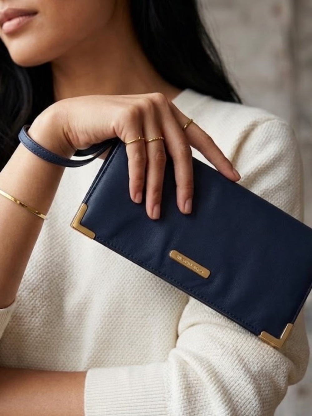 MICHAEL KORS leather wristlet blue EUC